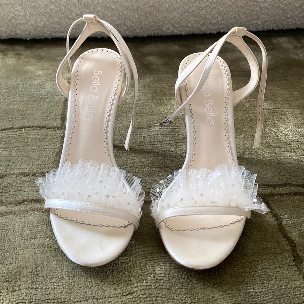 Anthropologie [Bella Belle] - White Heels, Women’s Size 6